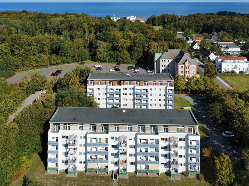 Ostseebriese inklusive - Erstbezug - moderne Penthousewohnung mit 64 m² in Heiligendamm